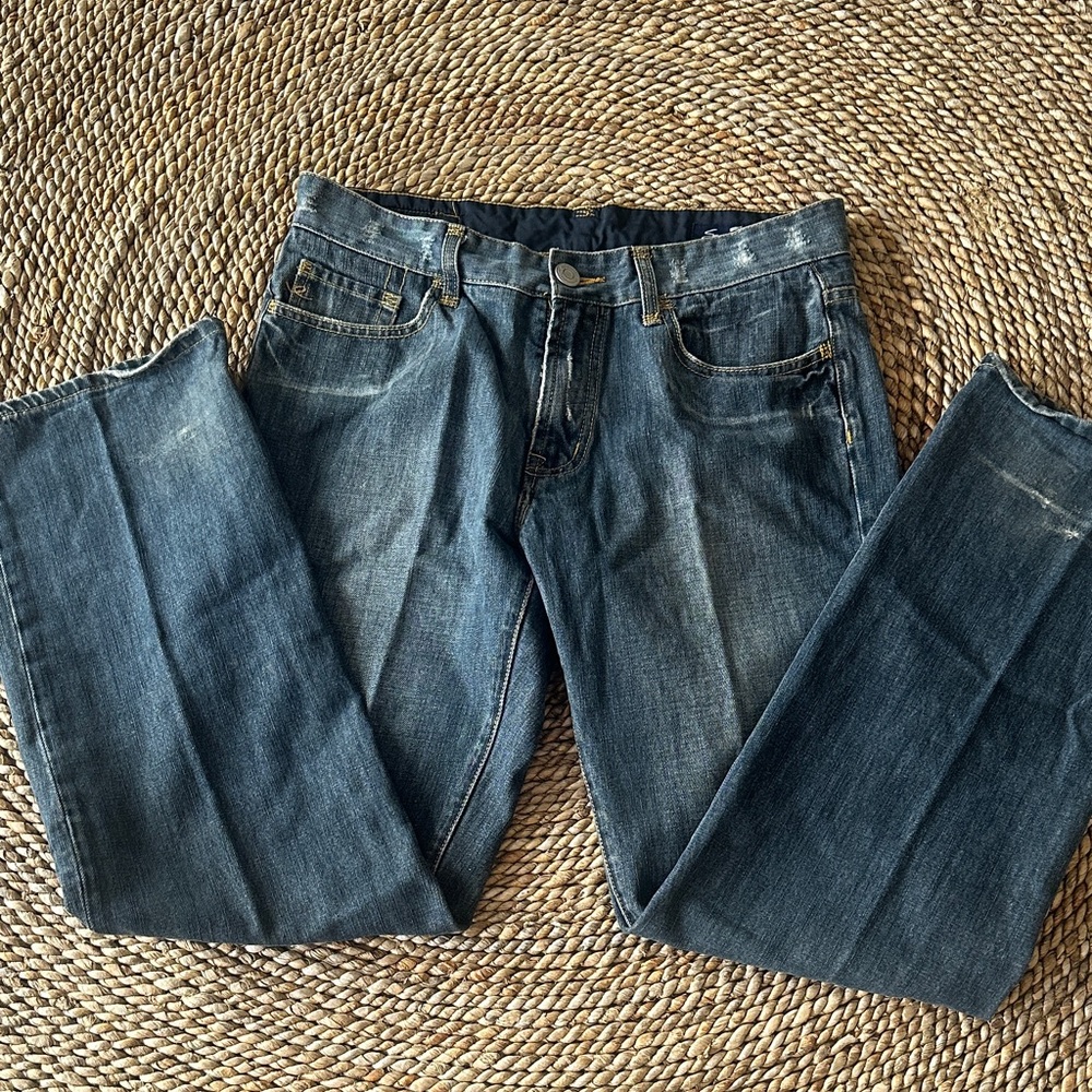 Seven7 Women's Dark and Distressed Cotton Jeans